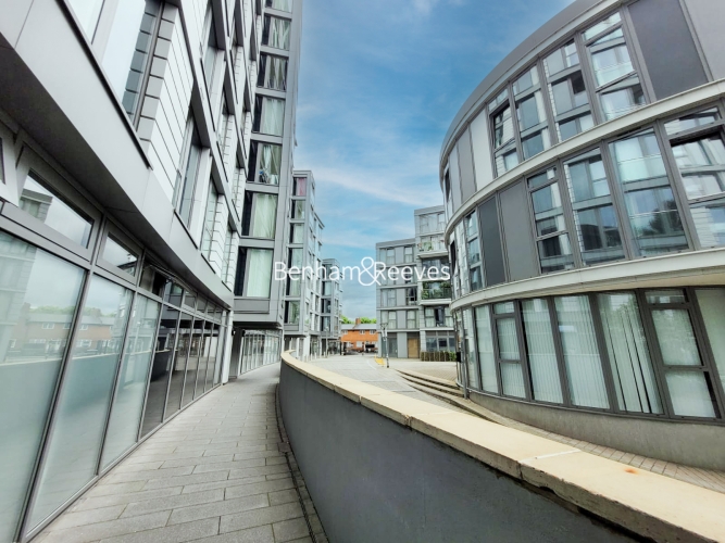 1 bedroom flat to rent in Seager Place, Surrey Quays, SE8-image 3