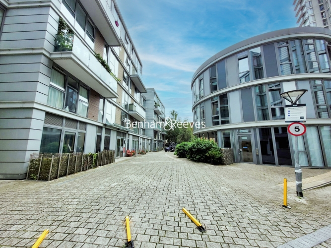 1 bedroom flat to rent in Seager Place, Surrey Quays, SE8-image 4
