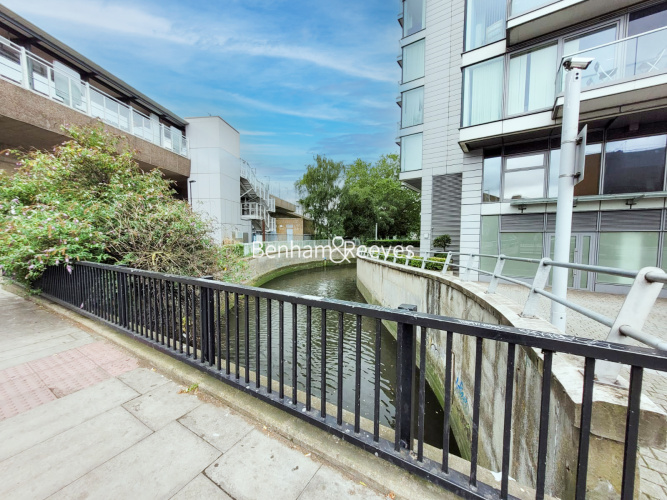 1  bedroom flat to rent in Seager Place, Surrey Quays, SE8-image 8