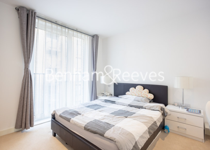 2 bedrooms flat to rent in Whiting Way, Marine Wharf, SE16-image 3