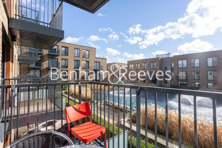 2 bedrooms flat to rent in Whiting Way, Marine Wharf, SE16-image 5
