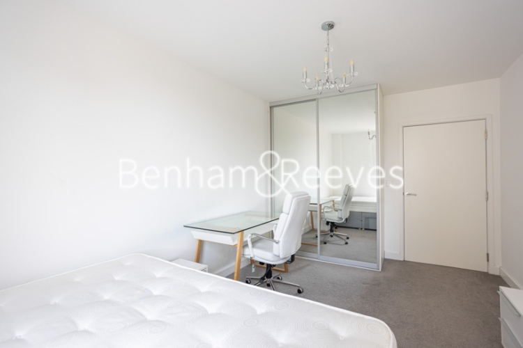 2  bedrooms flat to rent in Adenmore Road, Catford, SE6-image 15