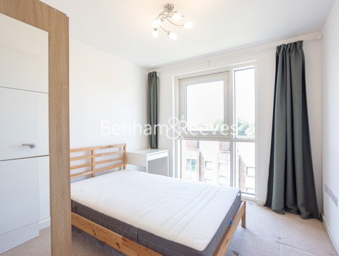 2  bedrooms flat to rent in Gothenburg Court, Bailey Street, SE8-image 2