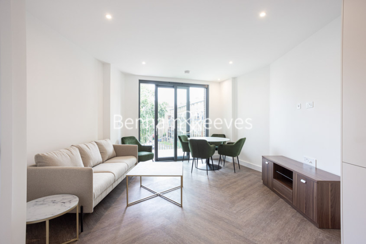 1  bedroom flat to rent in Burney Street, Greenwich, SE10-image 1