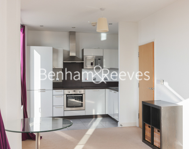 1  bedroom flat to rent in Needleman Street, Surrey Quays, SE16-image 13