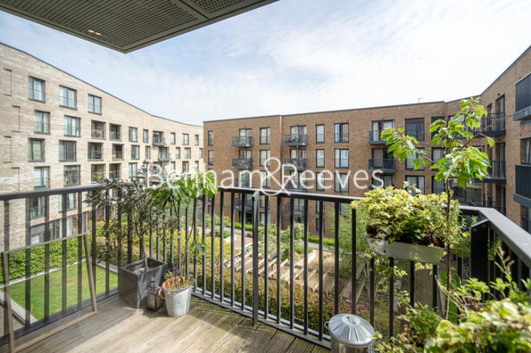 3  bedrooms flat to rent in Navigation House, Whiting Way, SE16-image 5