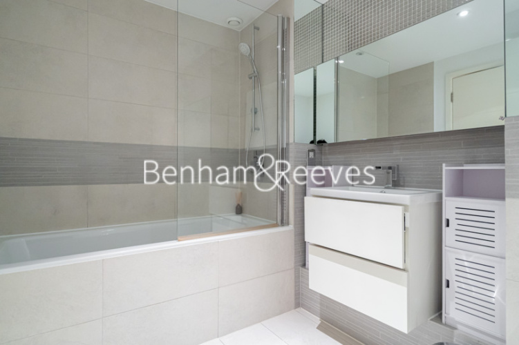 3  bedrooms flat to rent in Navigation House, Whiting Way, SE16-image 14