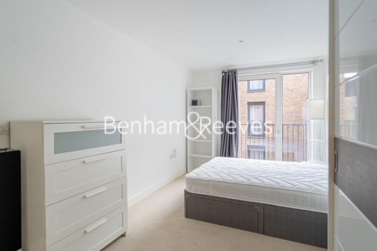 3  bedrooms flat to rent in Navigation House, Whiting Way, SE16-image 15