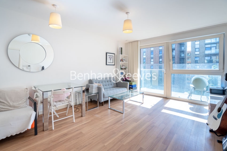 1 bedroom flat to rent in Naomi Street, Surrey Quays, SE8-image 1