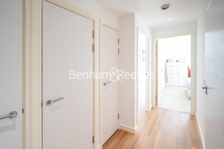 1 bedroom flat to rent in Naomi Street, Surrey Quays, SE8-image 11