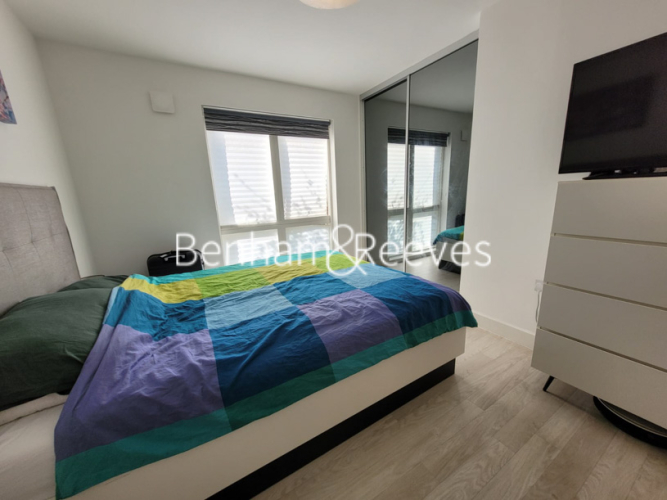 2  bedrooms flat to rent in Westmead Court, Adenmore Road, SE6-image 11