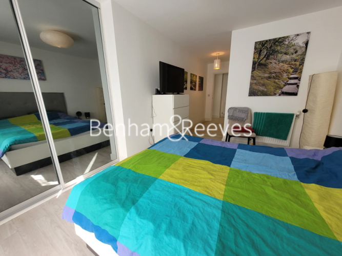 2  bedrooms flat to rent in Westmead Court, Adenmore Road, SE6-image 12