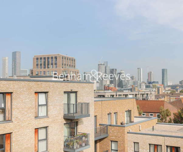 1 bedroom flat to rent in Whiting Way, Surrey Quays, SE16-image 6