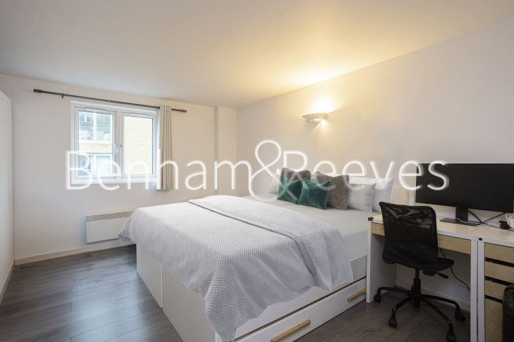 2 bedrooms flat to rent in Pacific Wharf, Rotherhithe Street, SE16-image 7
