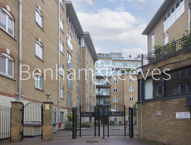 2  bedrooms flat to rent in Pacific Wharf, Rotherhithe Street, SE16-image 10