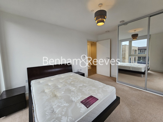 1 bedroom flat to rent in Naomi Street, Surrey Quays, SE8-image 3