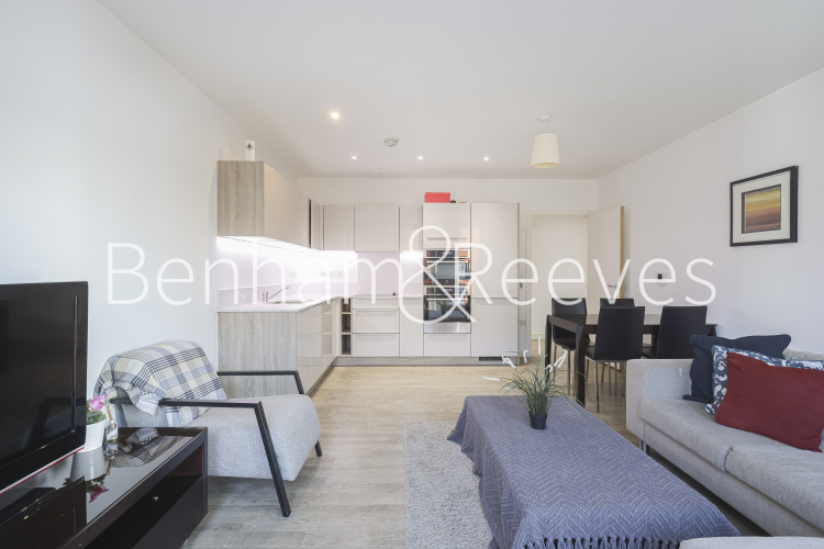 1 bedroom flat to rent in Cable Walk, Surrey Quays, SE10-image 9