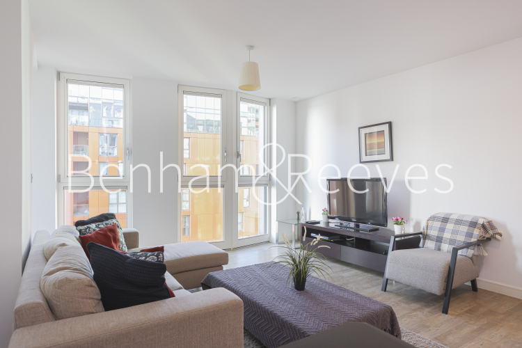 1 bedroom flat to rent in Cable Walk, Surrey Quays, SE10-image 10