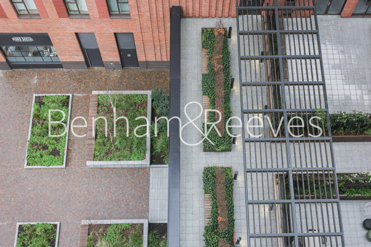 Studio flat to rent in Hurlock Heights, Deacon Street, SE17-image 16