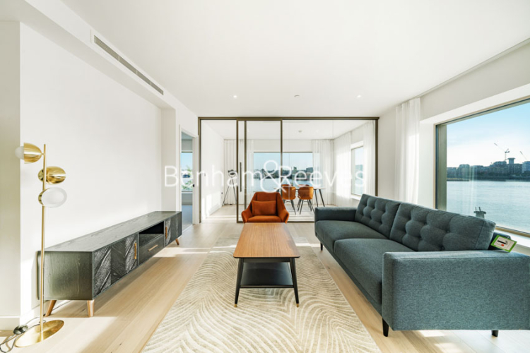 3  bedrooms flat to rent in Riverscape Royal Wharf, Canary Wharf, E16-image 1
