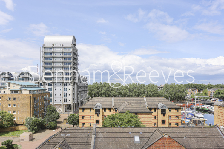 3  bedrooms flat to rent in Marine Wharf, Surrey Quays SE16-image 10