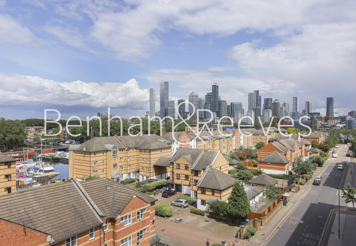 3  bedrooms flat to rent in Marine Wharf, Surrey Quays SE16-image 12