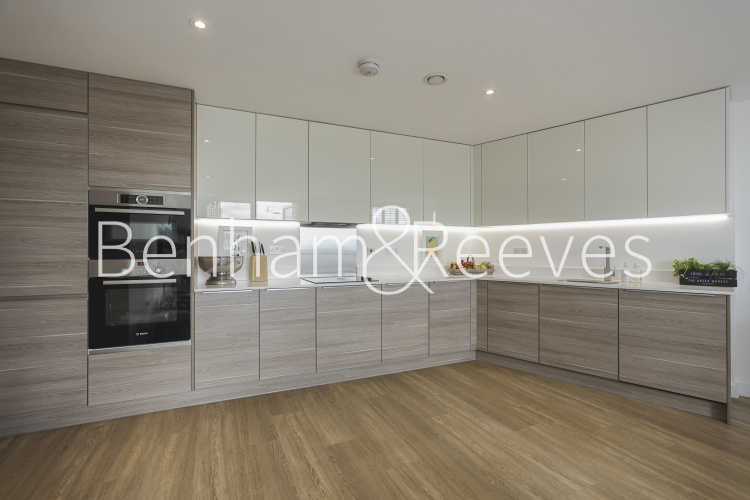 3  bedrooms flat to rent in Marine Wharf, Surrey Quays SE16-image 25