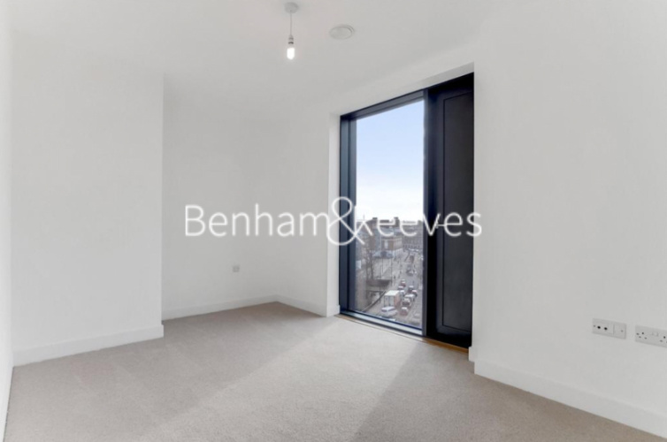 2  bedrooms flat to rent in Brick Kiln One, Station Road, SE13-image 3