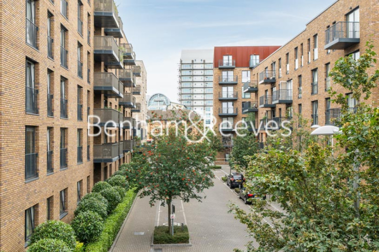 2  bedrooms flat to rent in Whiting Way, Surrey Quays, SE16-image 6
