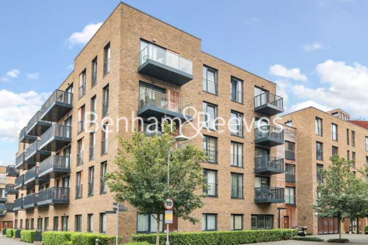 2  bedrooms flat to rent in Whiting Way, Surrey Quays, SE16-image 7