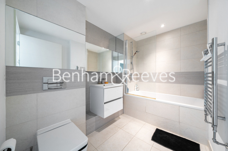 2  bedrooms flat to rent in Whiting Way, Surrey Quays, SE16-image 9