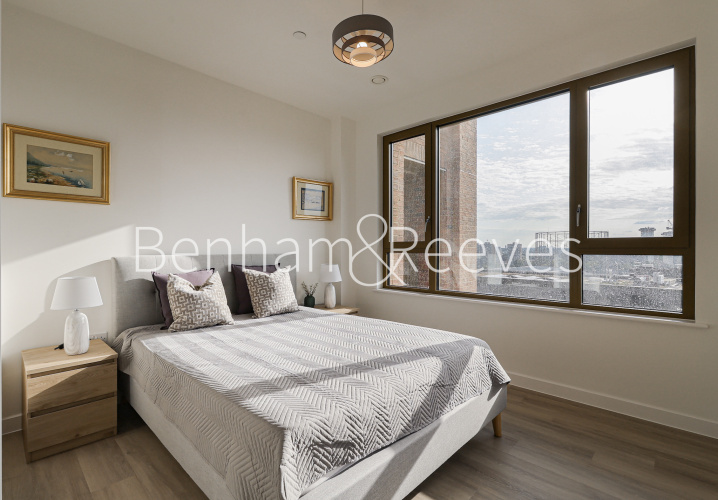 2  bedrooms flat to rent in Bermondsey Heights, Ilderton Road, SE15-image 4