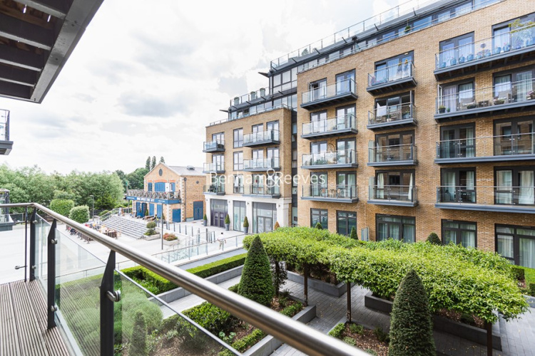 2  bedrooms flat to rent in Kew Bridge Road, Brentford, TW8-image 17