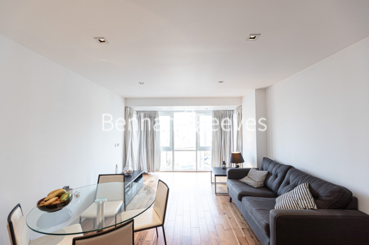 2  bedrooms flat to rent in Kew Bridge Road, Brentford, TW8-image 1