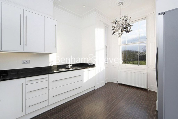 3 bedrooms flat to rent in Portland Terrace, Richmond,TW9-image 2