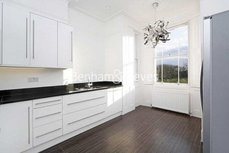 3  bedrooms flat to rent in Portland Terrace, Richmond,TW9-image 2