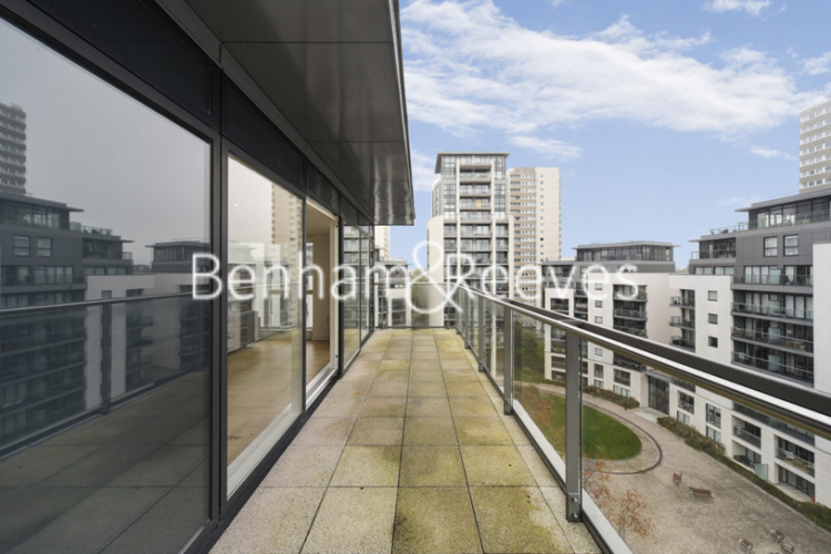 2  bedrooms flat to rent in Pump House Crescent, Brentford, TW8-image 5