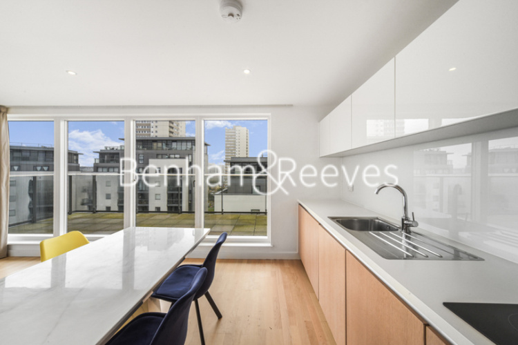 2  bedrooms flat to rent in Pump House Crescent, Brentford, TW8-image 8