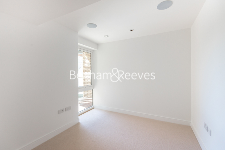 2 bedrooms flat to rent in Kew Bridge Road, Brentford, TW8-image 3