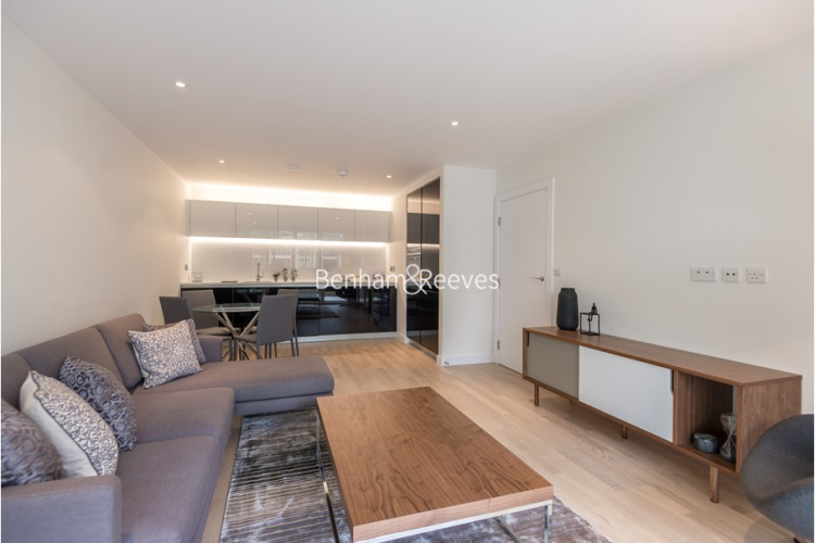 1  bedroom flat to rent in Pump House Crescent, Brentford, TW8-image 2