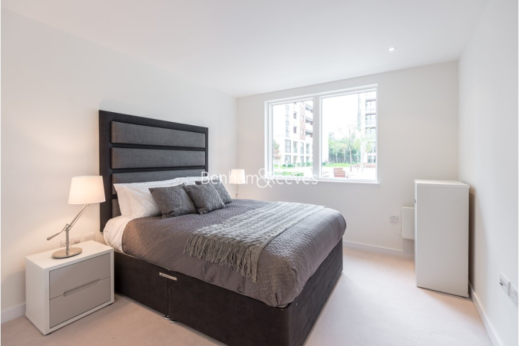 1  bedroom flat to rent in Pump House Crescent, Brentford, TW8-image 6