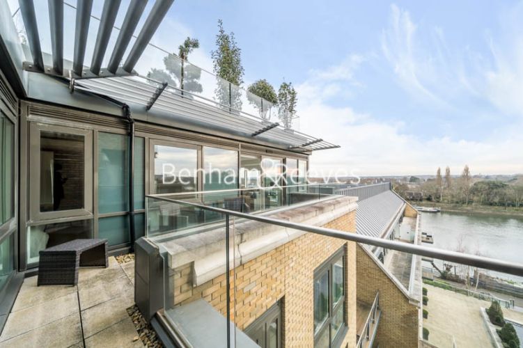 3 bedrooms flat to rent in Kew Bridge Road, Brentford, TW8-image 9