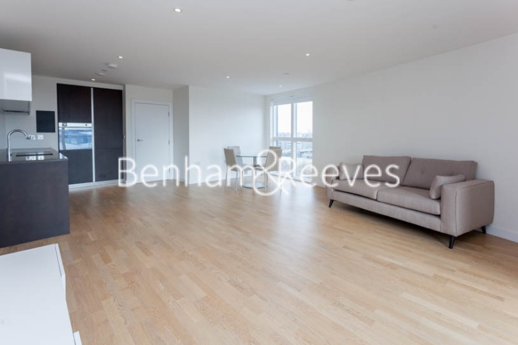 2 bedrooms flat to rent in Pump House Crescent, Brentford, TW8-image 1
