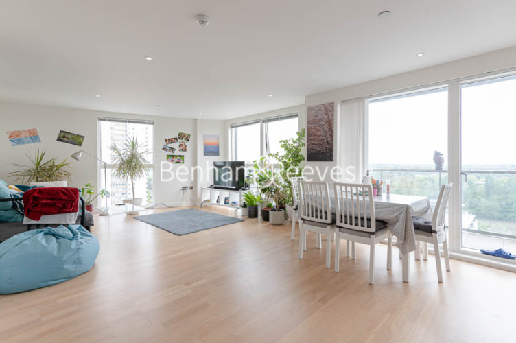 3 bedrooms flat to rent in Pump House Crescent, Brentford, TW8-image 7