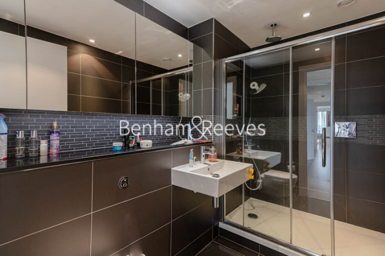 3 bedrooms flat to rent in Pump House Crescent, Brentford, TW8-image 10