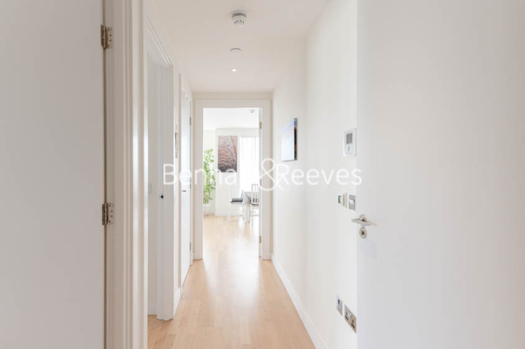 3 bedrooms flat to rent in Pump House Crescent, Brentford, TW8-image 15