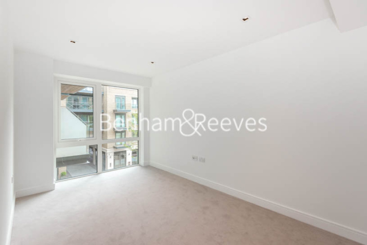 2  bedrooms flat to rent in Kew Bridge Road,Brentford, TW8-image 3