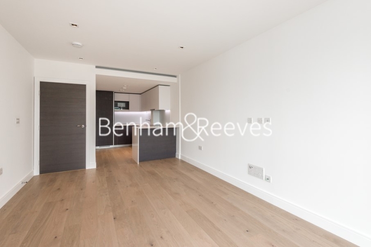2  bedrooms flat to rent in Kew Bridge Road, Brentford, TW8-image 1