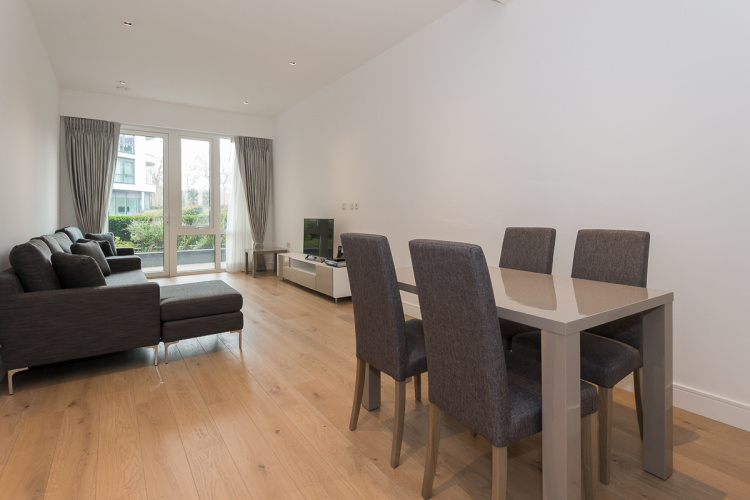 2  bedrooms flat to rent in Kew Bridge Road, Brentford, TW8-image 1
