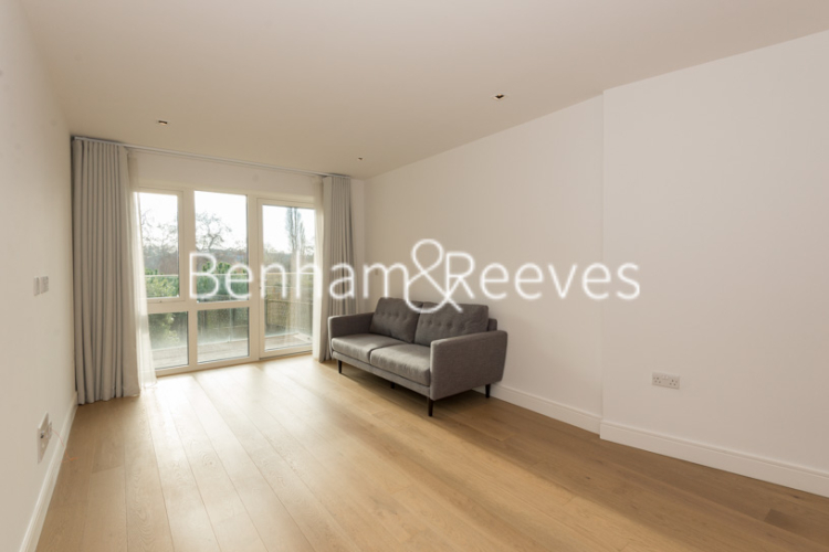 2  bedrooms flat to rent in Kew Bridge Road, Brentford, TW8-image 1